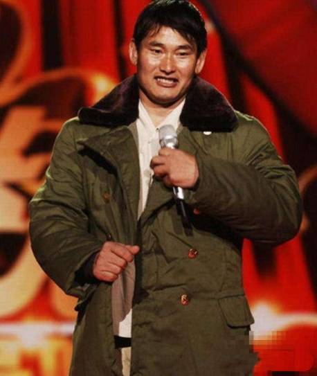 抖音怎么放伴奏自己唱：一步一步教你唱出属于自己的歌